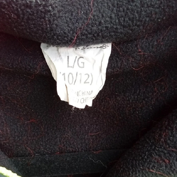 Kida L Gray and Green Puffer Jacket for Cozy Comfort - Picture 2 of 4